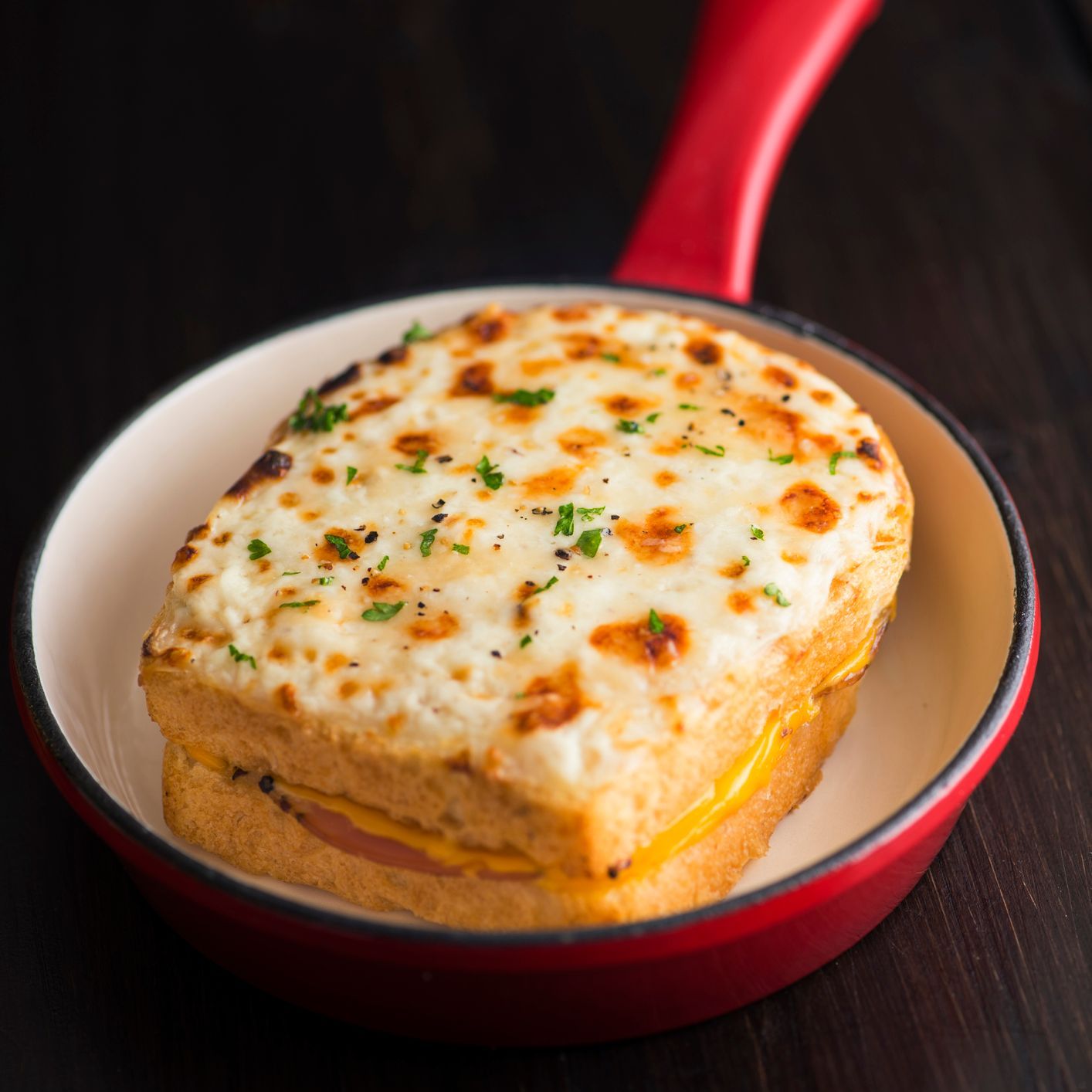 Croque-Monsieur au saumon fumé pastrami