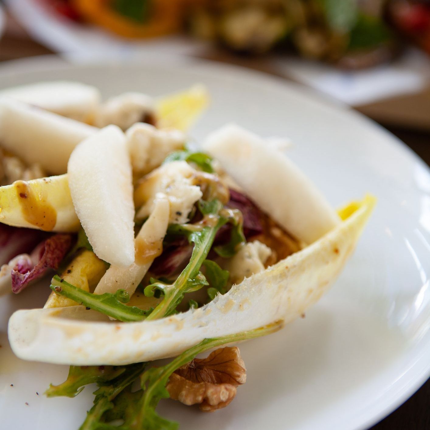 Salade d’endives, noix et fromage bleu