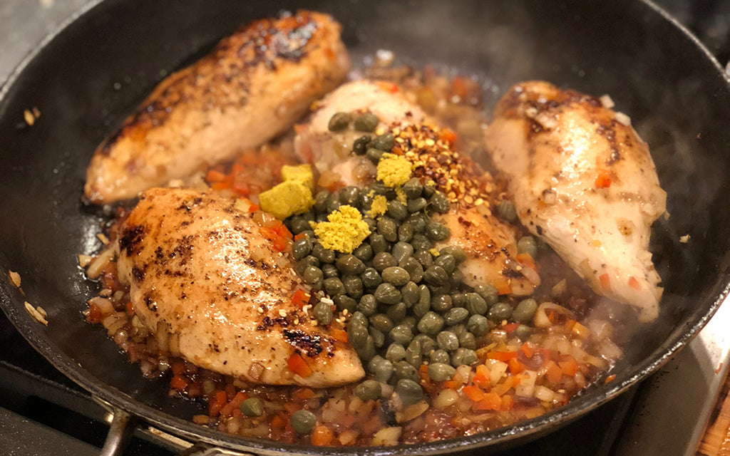 Poulet du Québec crémeux à la gelée d'oignons au cabernet